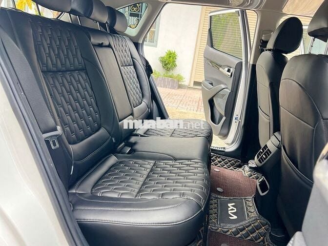 Kia Seltos Luxury 1.4 AT 2023 - 25999 km