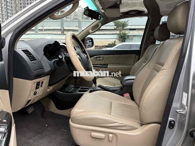 Toyota Fortuner 2014 - Máy Xăng - 1 Cầu - Tại Hãng