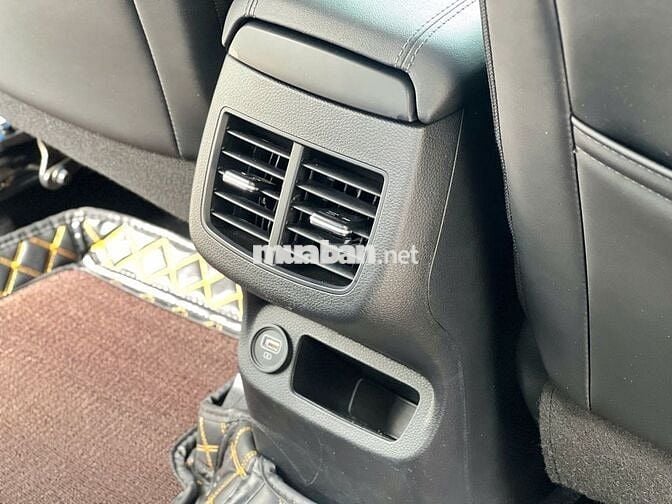 Kia Seltos Luxury 1.4 AT 2023 - 25999 km
