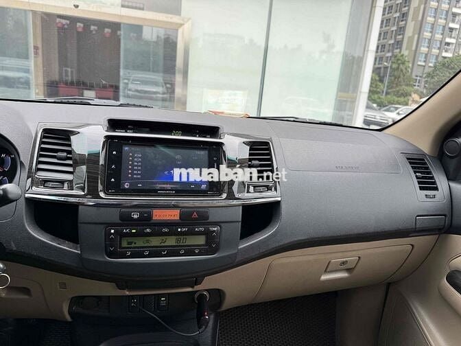 Toyota Fortuner 2014 - Máy Xăng - 1 Cầu - Tại Hãng