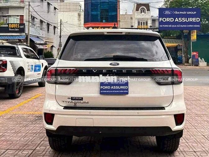 EVEREST TITAN 4x2 sx2023 bảo hành hãng Ford 2028