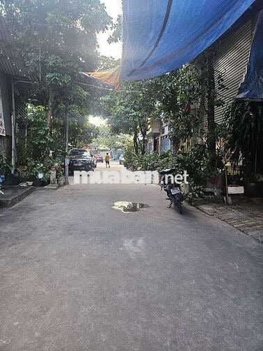 PHÂN LÔ YÊN SỞ ,VỈA HÈ, Ô TÔ TẢI ĐỖ NGÀY ĐÊM PHÂN LÔ YÊN SỞ ,VỈA HÈ, Ô TÔ TẢI ĐỖ NGÀY ĐÊM