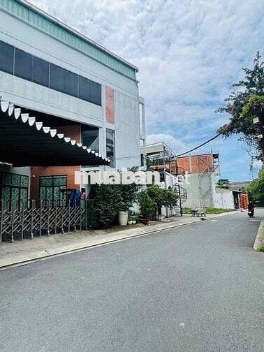 HIẾM - PHÂN KHÚC 5 TỶ SÓT LÔ FULL THỔ NGAY PHẠM VĂN ĐỒNG -60M2 5.8 TỶ