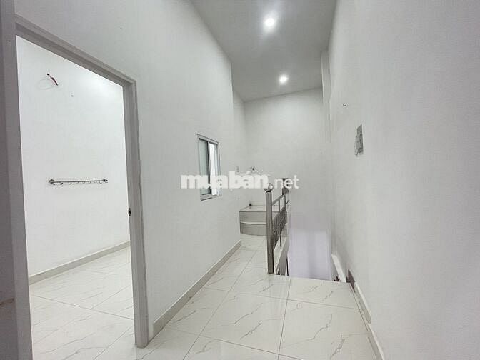 Cho thuê nhà hẻm rộng 4*12m ở 45/1AB Điện Biên Phủ sát Q1 giá 15trieu