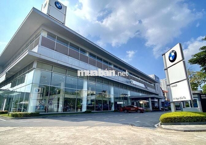 Mặt bằng kinh doanh Mặt Tiền 18m mặt phố Nguyễn Văn Cừ - Long Biên