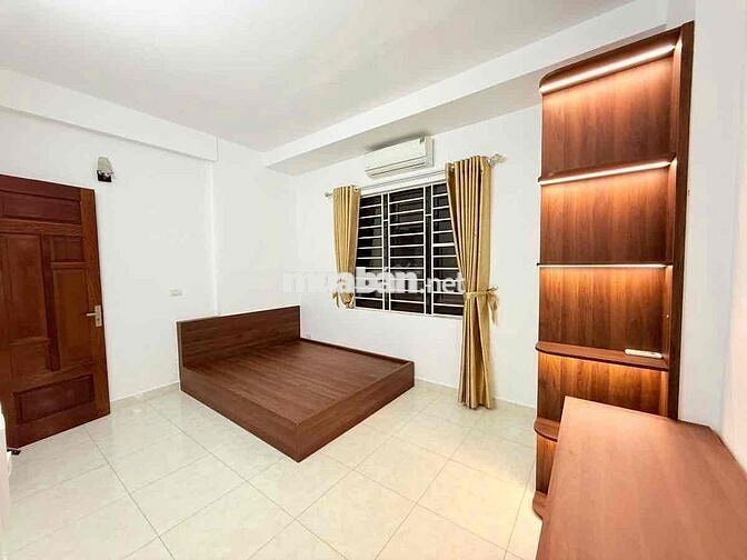 Lô Góc 2 Thoáng Cầu Giấy 40m2 - 5 Tầng - Ngõ Thông - Gần Phố - 8,8 Tỷ