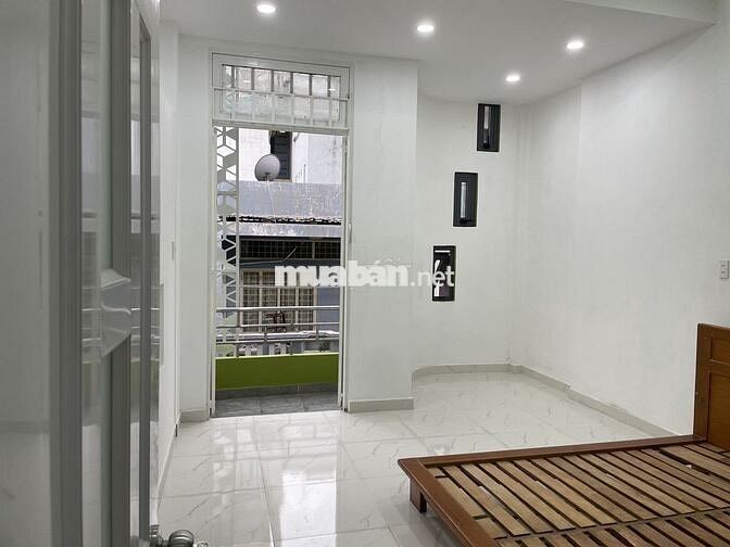 Cho thuê nhà hẻm rộng 4*12m ở 45/1AB Điện Biên Phủ sát Q1 giá 15trieu