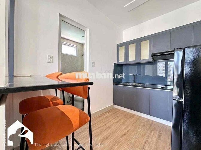 CHO THUÊ CĂN HỘ BAN CÔNG VIEW ĐẸP NGAY BỜ HOÀNG SA QUẬN 1 GIÁ RẺ
