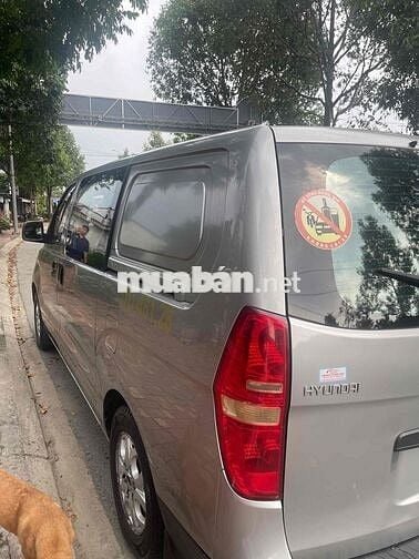 hiynhdai starex 2010 - 180000 km