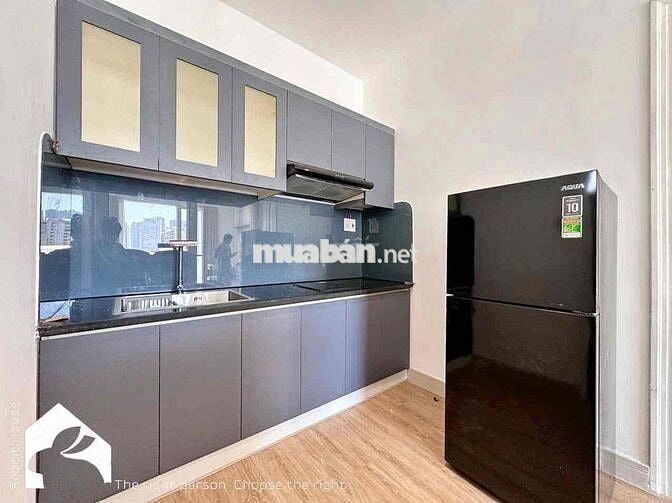 CHO THUÊ CĂN HỘ BAN CÔNG VIEW ĐẸP NGAY BỜ HOÀNG SA QUẬN 1 GIÁ RẺ