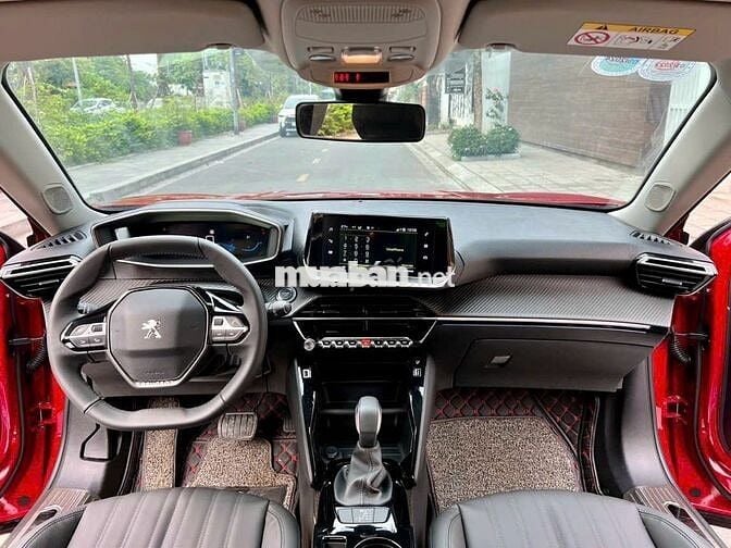 Peugeot 2008 2022 GT Line 1.2 AT - 51000 km