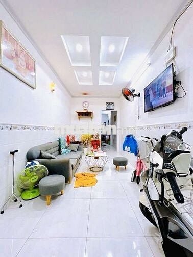 NHÀ ĐẸP GIÁ TỐT 41M2, ĐOÀN VĂN BƠ Q4