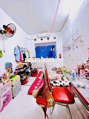 NHÀ ĐẸP GIÁ TỐT 41M2, ĐOÀN VĂN BƠ Q4