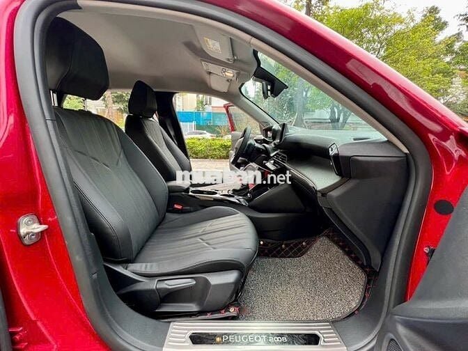 Peugeot 2008 2022 GT Line 1.2 AT - 51000 km