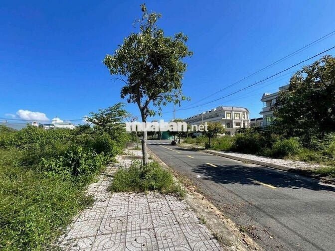 Giá trên còn bớt ít để ra sổ , chính chủ nhận cọc
