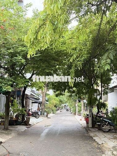 Bán đất tặng nhà Bùi Hữu Nghĩa, Sơn Trà