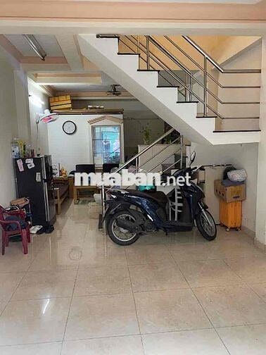 Bán nhà 3 tầng - HTP - P.Thuận -Q7 - 4x11 - xe hơi sát nhà - 5.x tỷ