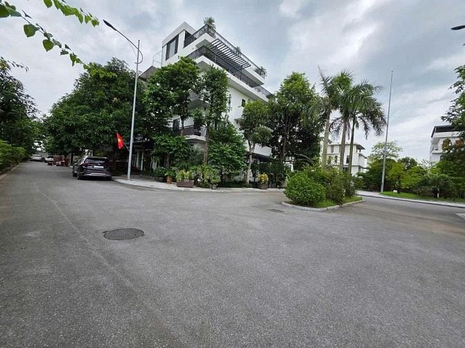  DUY NHẤT 1 CĂN – TẠI ĐỨC DIỄN, BẮC TỪ LIÊM , 70M2 GIÁ 15 TỶ