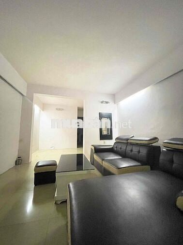 Bán nhà 3 tầng ngay Trường Chinh, 30m ra hẻm xe tải, 40m2, Chỉ 3tỷ5 TL