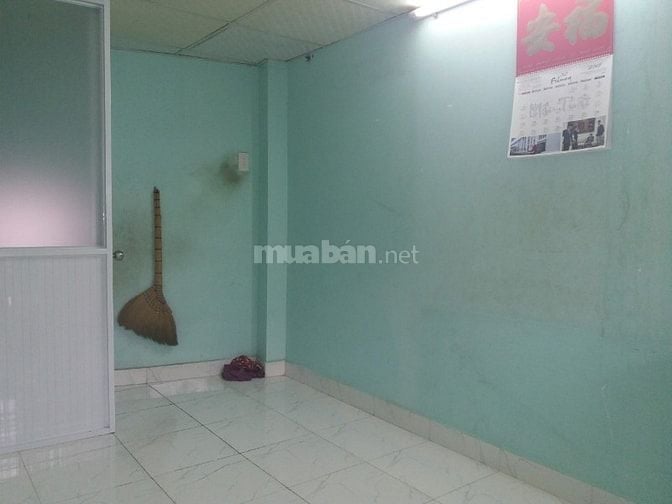 Nhà nhỏ mặt tiền, cho thuê giá rẻ, gần trường học, KV P.Nhuận, B.Thạnh