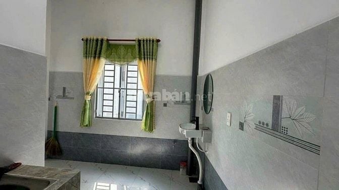 BÁN GẤP NHÀ 1 TỶ 200 - MẶT TIỀN KINH DOANH