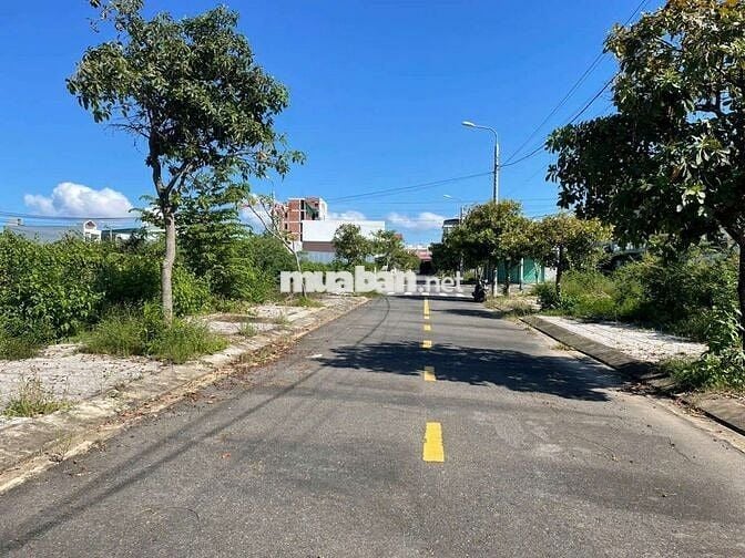 Giá trên còn bớt ít để ra sổ , chính chủ nhận cọc