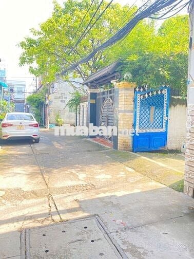 BÁN NHÀ TRƯƠNG THỊ HOA QUẬN 12 - 2 TẦNG 32M2 NGAY HẺM XE HƠI - 2 TỶ