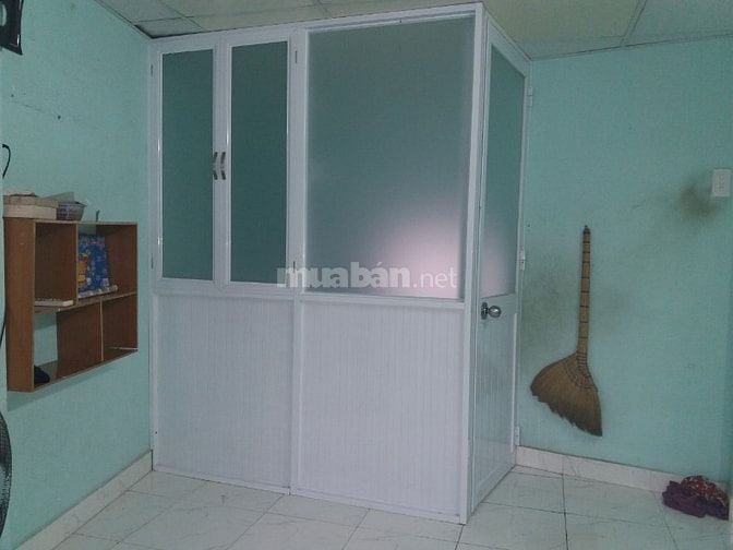 Nhà nhỏ mặt tiền, cho thuê giá rẻ, gần trường học, KV P.Nhuận, B.Thạnh