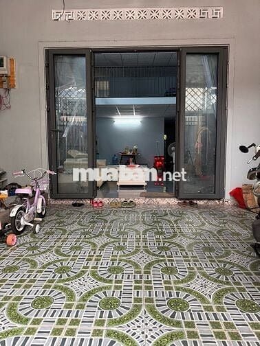 Cho thuê nhà hẻm xe hơi gần Giga Mall giá 7tr (3pn 1wc)