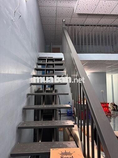 Cho thuê nhà hẻm xe hơi gần Giga Mall giá 7tr (3pn 1wc)