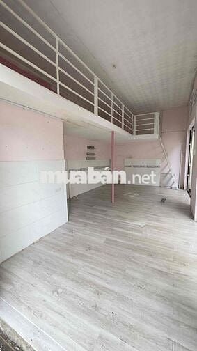 Mặt bằng KD có chỗ ở lại - 2MT ngay chợ, trường học, nhà thờ