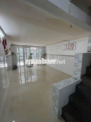 Cần bán gấp nhà 1 trệt 1 lầu 80m2 SHR ở 1/ Đ. Bùi Thị Lùng giá 945tr