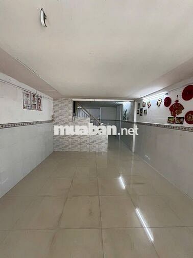Cần bán gấp nhà 1 trệt 1 lầu 80m2 SHR ở 1/ Đ. Bùi Thị Lùng giá 945tr