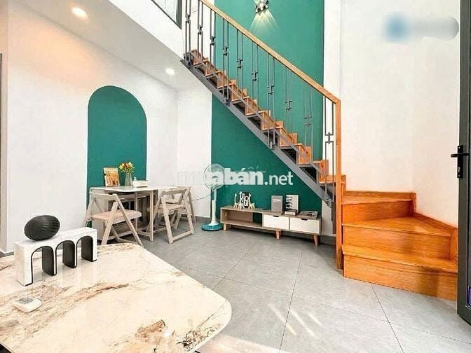 BÁN NHÀ TRƯƠNG THỊ HOA QUẬN 12 - 2 TẦNG 32M2 NGAY HẺM XE HƠI - 2 TỶ