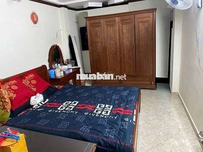 BÁN NHÀ NGÕ 258 TÂN MAI DT30, 5T , 3 NGỦ , 4WC , GIÁ :  6,860 TỶ