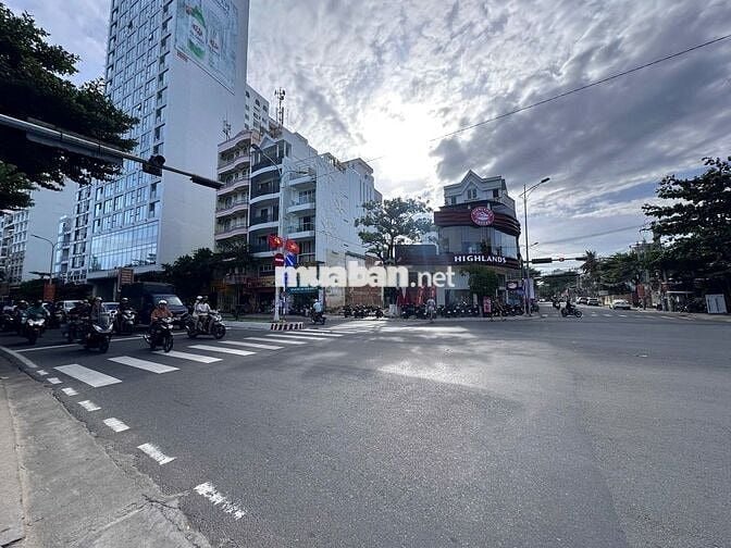 Lô đất đẹp 2 mặt tiền biển Phạm Văn Đồng,Hòn Chồng Nha Trang