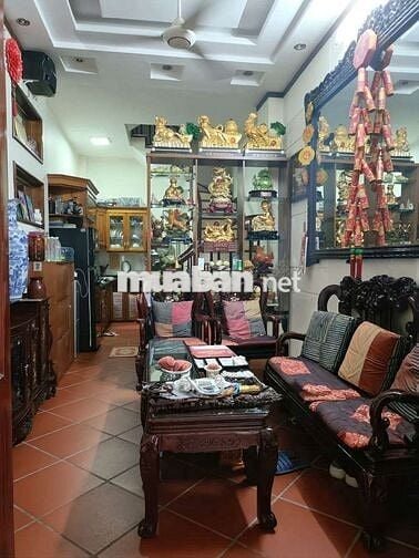 BÁN NHÀ NGÕ 258 TÂN MAI DT30, 5T , 3 NGỦ , 4WC , GIÁ :  6,860 TỶ BÁN NHÀ NGÕ 258 TÂN MAI DT30, 5T , 3 NGỦ , 4WC , GIÁ :  6,860 TỶ