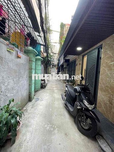 Bán căn tt Tân Mai 55m,2 ngủ ngõ thông 2 đầu ô tô , gần phố tiện ích Bán căn tt Tân Mai 55m,2 ngủ ngõ thông 2 đầu ô tô , gần phố tiện ích