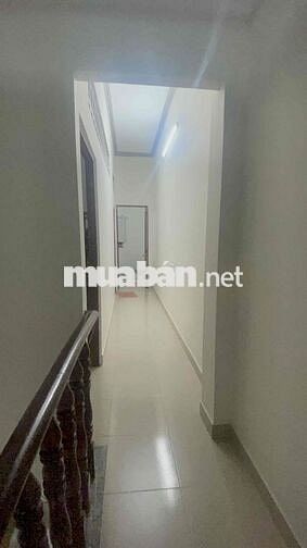 Cho thuê nhà gần Cá sấu hoa cà,/đs 48,p.HBC 2 tầng full NT giá 12tr TL