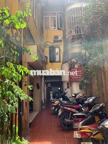 Bán Nhà TT Hàn Thuyên 30M x 2 Tầng Giá 6 Tỷ. 50m ra phố, Full nội thất