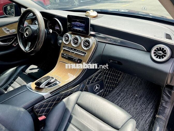 ❤️ Mercedes C250 Exclusive - Black Edition