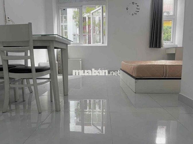 Cho thuê Căn Hộ Cửa Sổ  Thoáng mát Full NT ở  Nguyễn Thị Minh Khai, Q1