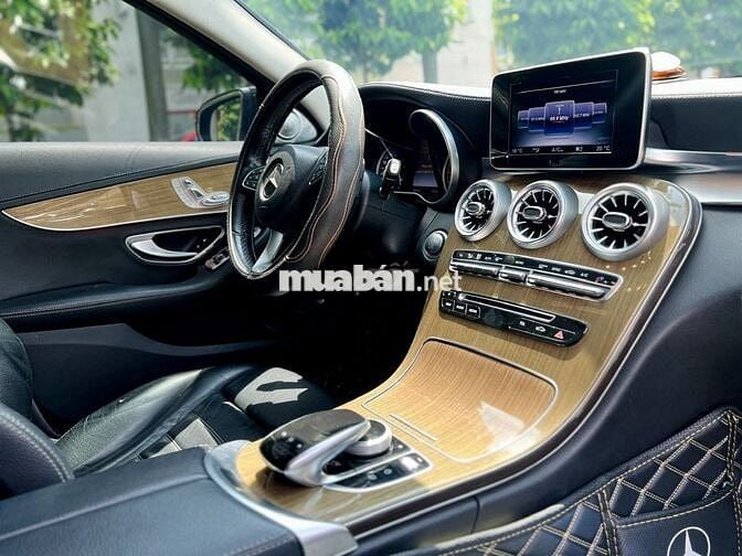 ❤️ Mercedes C250 Exclusive - Black Edition
