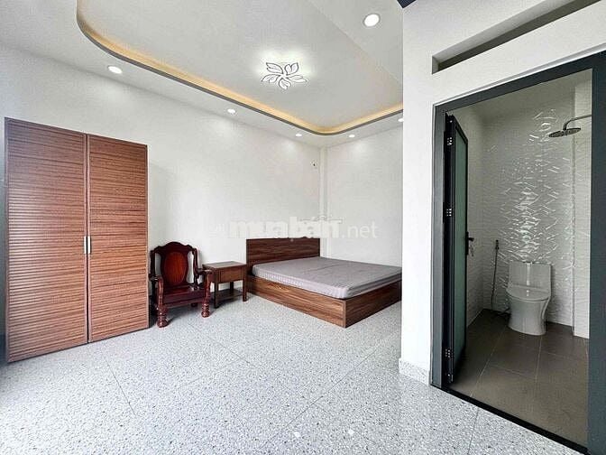 STUDIO BAN CÔNG FULL NỘI THẤT - GIÁ CHỈ 3X - NGAY NGUYỄN VĂN LƯỢNG
