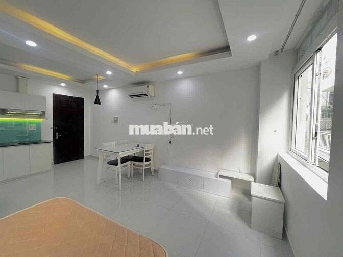 Cho thuê Căn Hộ Cửa Sổ  Thoáng mát Full NT ở  Nguyễn Thị Minh Khai, Q1