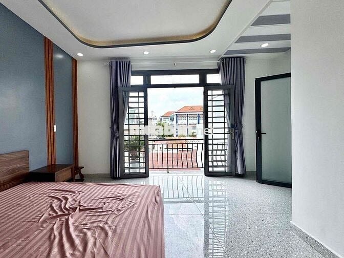 STUDIO BAN CÔNG FULL NỘI THẤT - GIÁ CHỈ 3X - NGAY NGUYỄN VĂN LƯỢNG