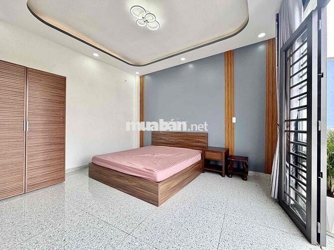 STUDIO BAN CÔNG FULL NỘI THẤT - GIÁ CHỈ 3X - NGAY NGUYỄN VĂN LƯỢNG