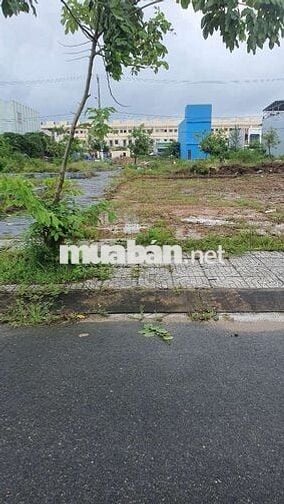 Lô kẹp Công Viên , giá rẻ nhì Tp Lakeside