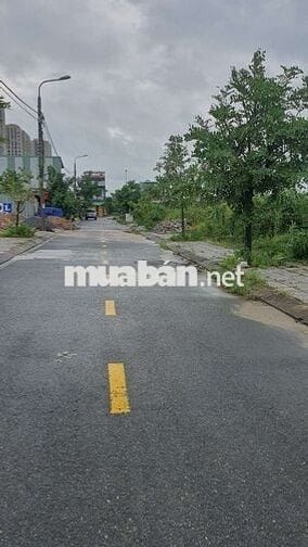 Lô kẹp Công Viên , giá rẻ nhì Tp Lakeside