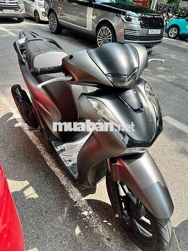 sh 125 trắng chính chủ đã mới dán mầu